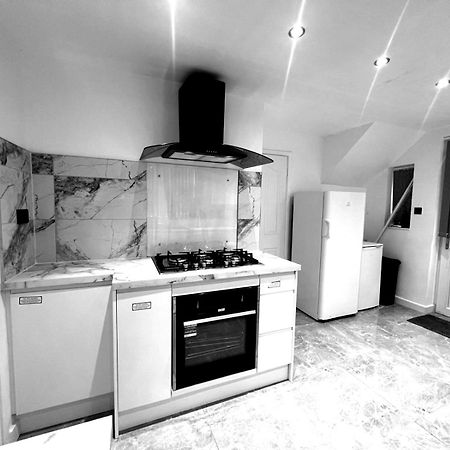 Apartament House Hundy Manchester Zewnętrze zdjęcie